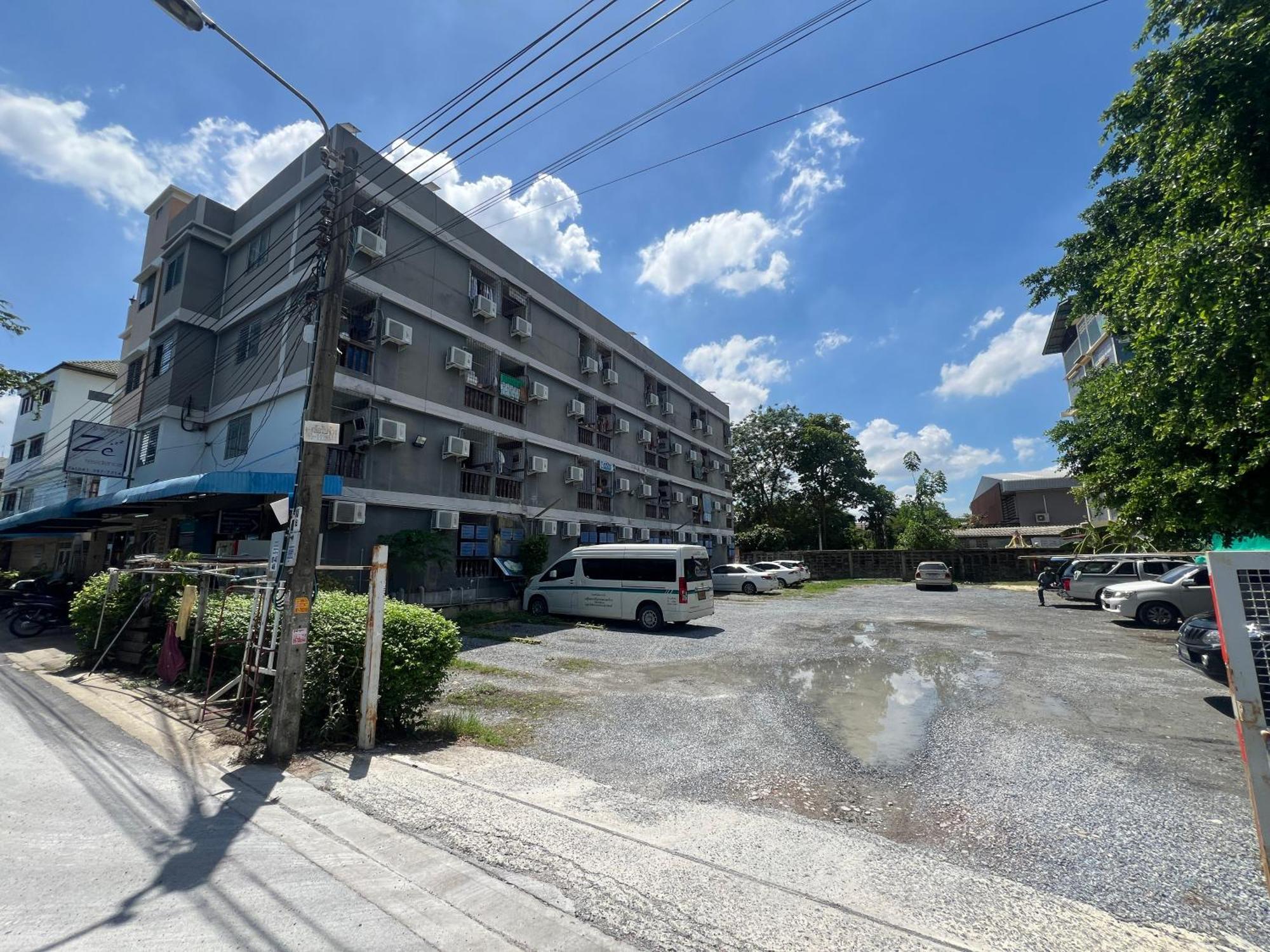 ジー レジデンス ラームイントラー バンコク都 エクステリア 写真